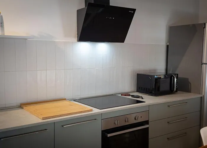 Scalino 66 Del Teatro צ'זנה