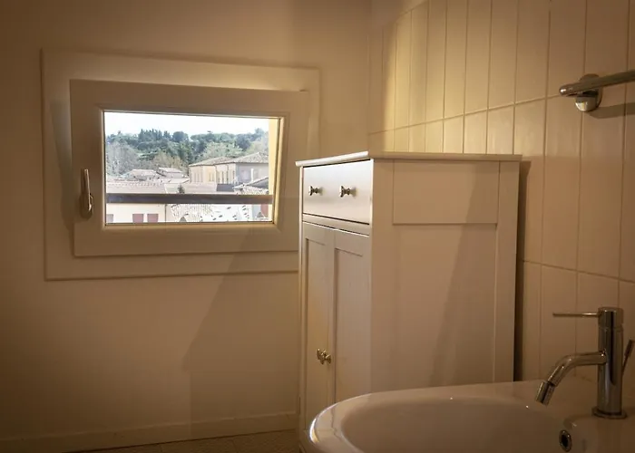 Scalino 66 Del Teatro